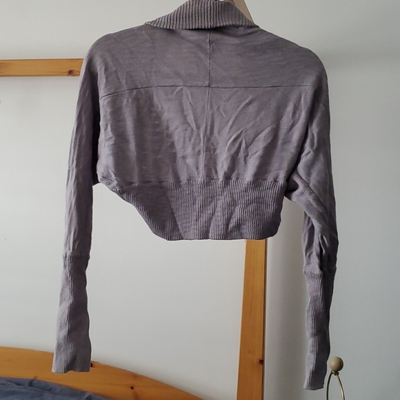 Cardigan/shrug - Picture 2 of 4